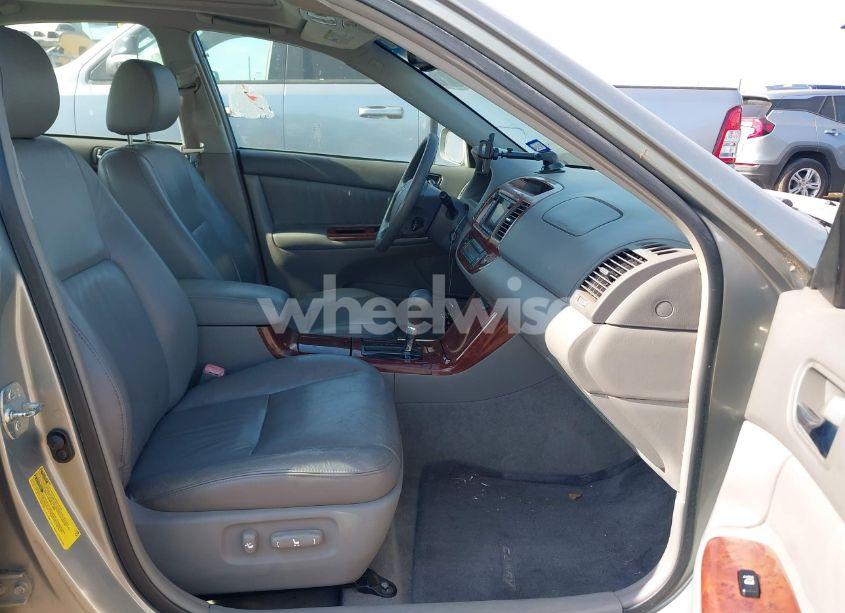 Photo 5 of 2006 Toyota Camry XLE V6 (VIN 4T1BF30K56U631012)