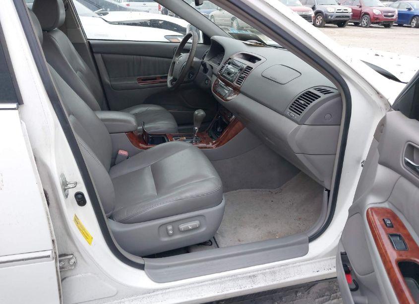 Photo 5 of 2006 Toyota Camry XLE V6 (VIN 4T1BF30K56U635223)