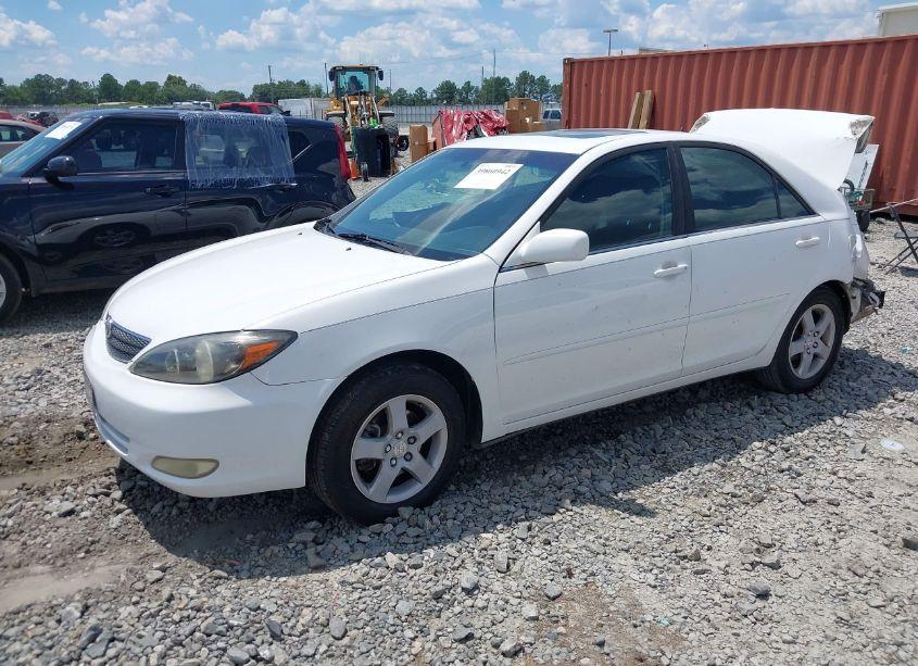 Photo 2 of 2002 Toyota Camry SE V6 (VIN 4T1BF30K62U503954)