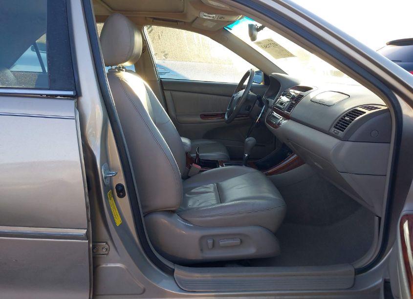 Photo 5 of 2003 Toyota Camry XLE V6 (VIN 4T1BF30K63U060478)