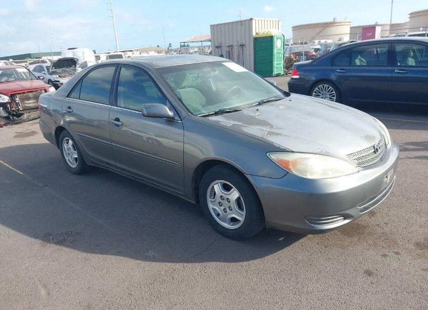 2003 Toyota Camry LE V6 (VIN 4T1BF30K63U560995) main photo