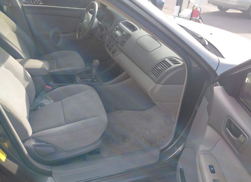 Photo 5 of 2003 Toyota Camry LE V6 (VIN 4T1BF30K63U560995)