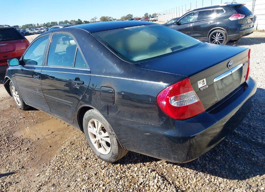 Photo 3 of 2004 Toyota Camry LE V6 (VIN 4T1BF30K64U064791)