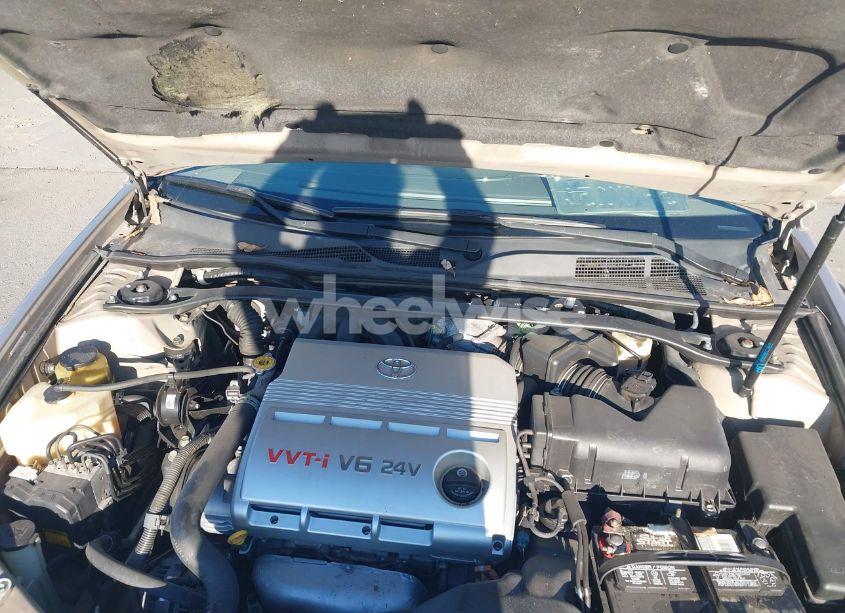 Photo 10 of 2004 Toyota Camry XLE V6 (VIN 4T1BF30K64U065195)
