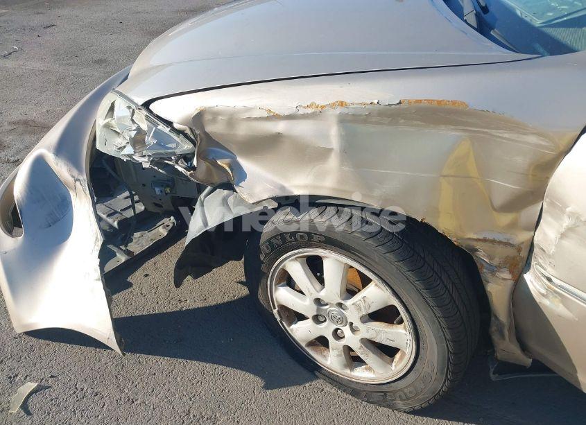 Photo 6 of 2004 Toyota Camry XLE V6 (VIN 4T1BF30K64U065195)