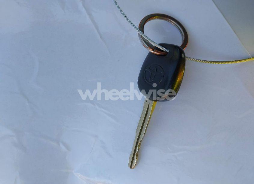 Photo 11 of 2004 Toyota Camry LE V6 (VIN 4T1BF30K64U065990)