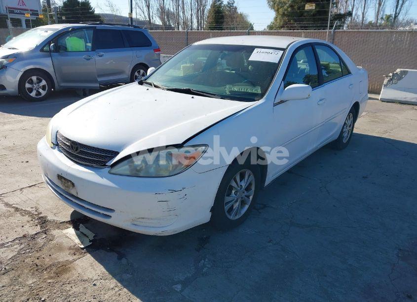 Photo 2 of 2004 Toyota Camry LE V6 (VIN 4T1BF30K64U065990)