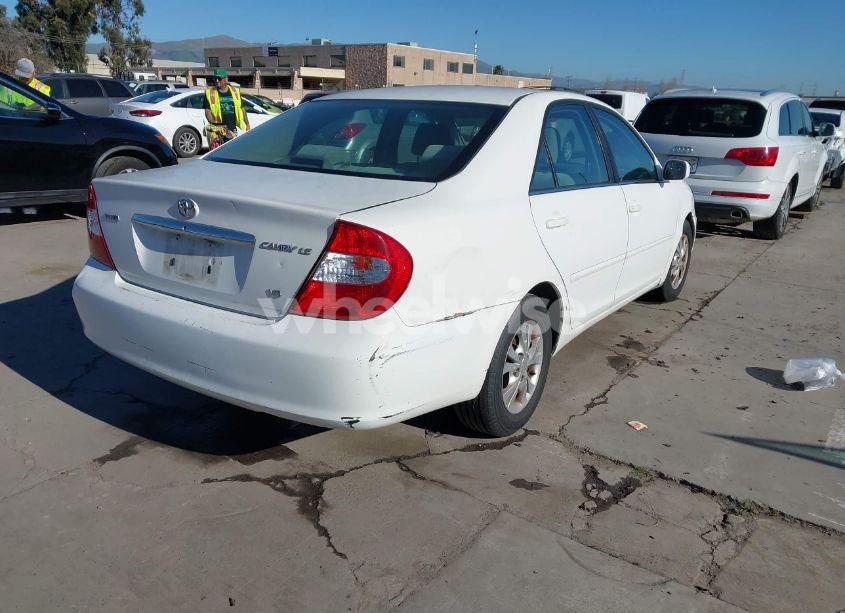 Photo 4 of 2004 Toyota Camry LE V6 (VIN 4T1BF30K64U065990)