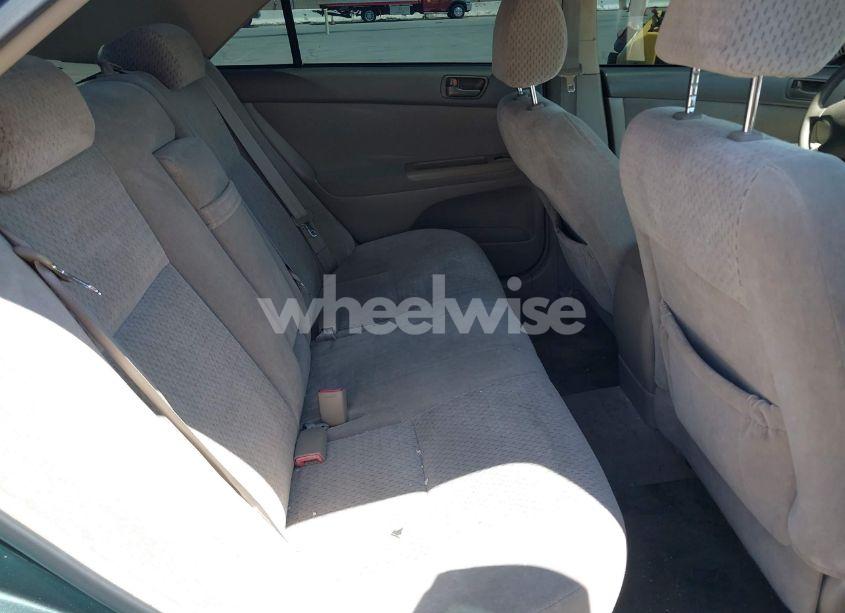 Photo 8 of 2004 Toyota Camry LE V6 (VIN 4T1BF30K64U067898)