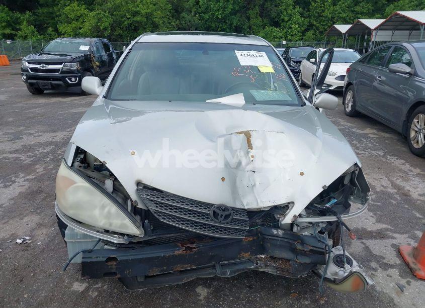 Photo 12 of 2004 Toyota Camry (VIN 4T1BF30K64U581671)