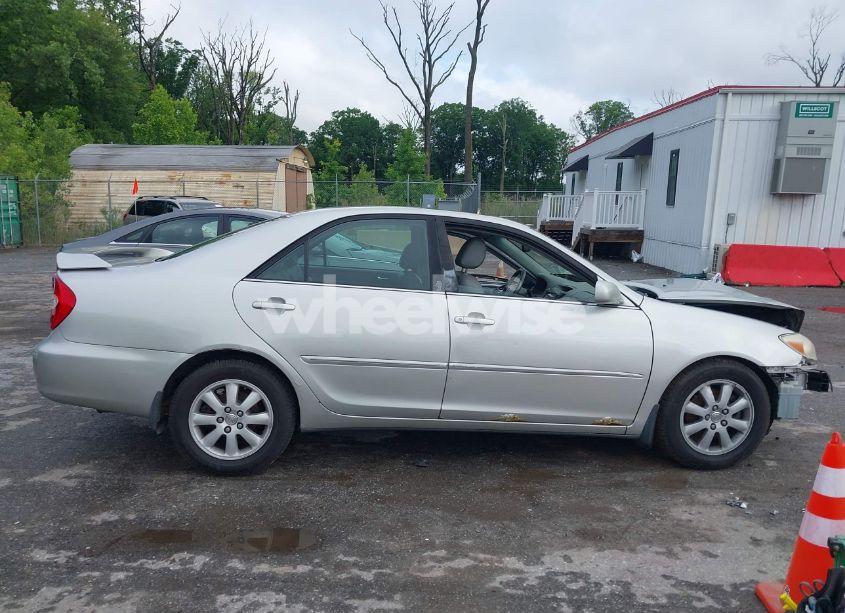 Photo 13 of 2004 Toyota Camry (VIN 4T1BF30K64U581671)