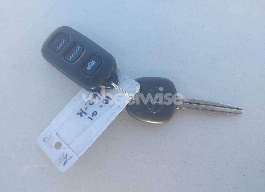 Photo 11 of 2005 Toyota Camry XLE V6 (VIN 4T1BF30K65U609678)