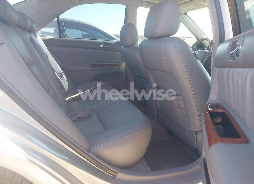 Photo 8 of 2005 Toyota Camry XLE V6 (VIN 4T1BF30K65U609678)