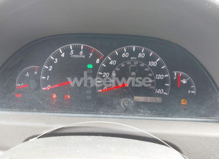 Photo 7 of 2005 Toyota Camry XLE V6 (VIN 4T1BF30K65U610460)