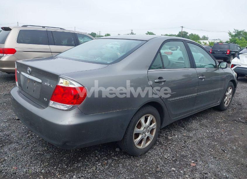 Photo 4 of 2006 Toyota Camry XLE V6 (VIN 4T1BF30K66U621606)