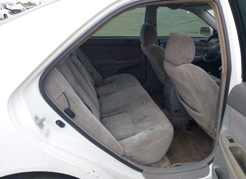 Photo 8 of 2002 Toyota Camry LE V6 (VIN 4T1BF30K72U016682)