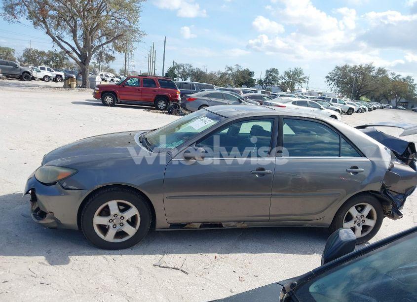 Photo 14 of 2002 Toyota Camry SE V6 (VIN 4T1BF30K72U515045)