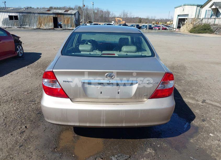 Photo 16 of 2002 Toyota Camry XLE V6 (VIN 4T1BF30K72U525994)