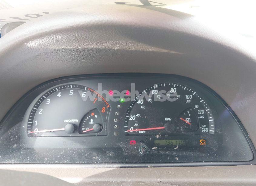 Photo 7 of 2002 Toyota Camry XLE V6 (VIN 4T1BF30K72U525994)