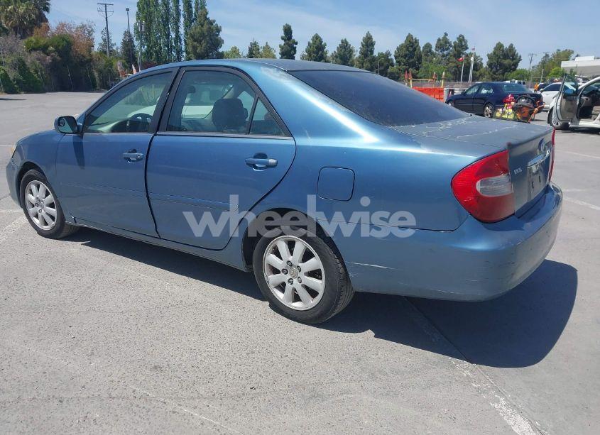 Photo 3 of 2002 Toyota Camry XLE V6 (VIN 4T1BF30K72U538731)