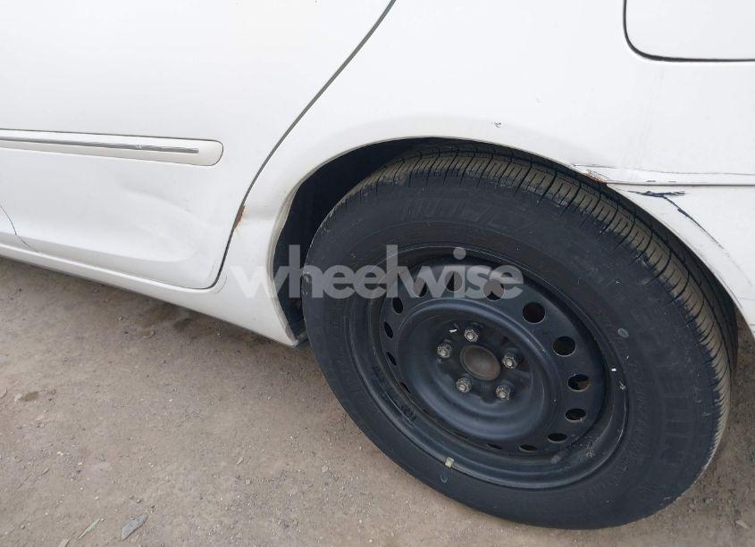 Photo 6 of 2004 Toyota Camry XLE V6 (VIN 4T1BF30K74U073676)