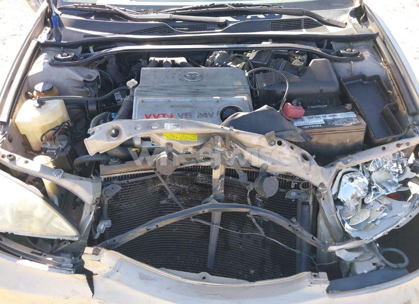 Photo 10 of 2004 Toyota Camry LE V6 (VIN 4T1BF30K74U575510)