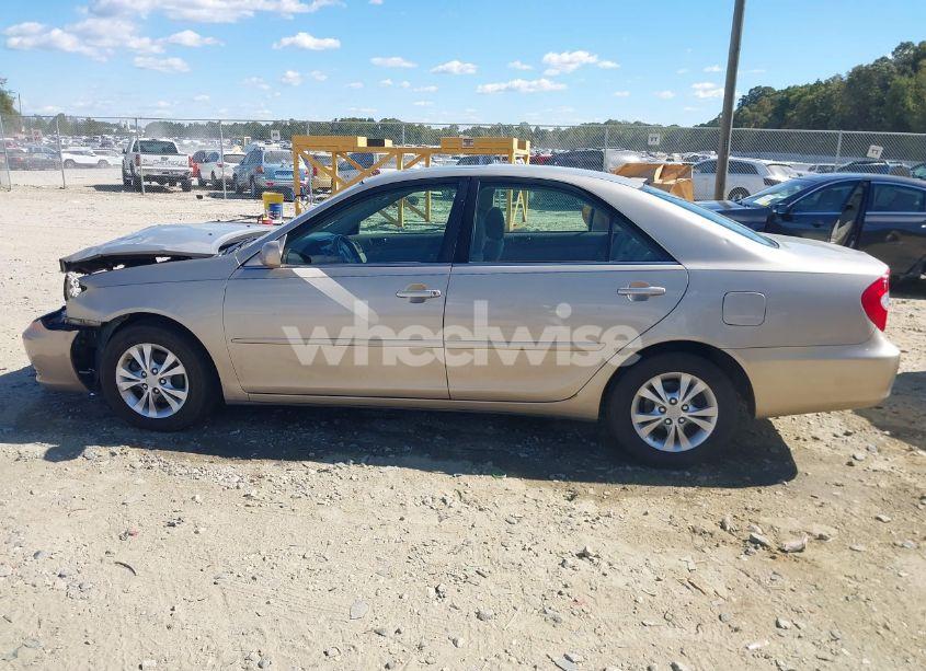 Photo 14 of 2004 Toyota Camry LE V6 (VIN 4T1BF30K74U575510)