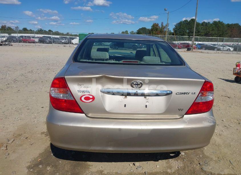 Photo 16 of 2004 Toyota Camry LE V6 (VIN 4T1BF30K74U575510)