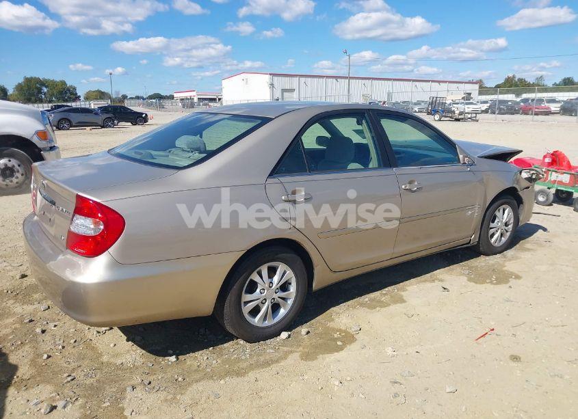 Photo 4 of 2004 Toyota Camry LE V6 (VIN 4T1BF30K74U575510)