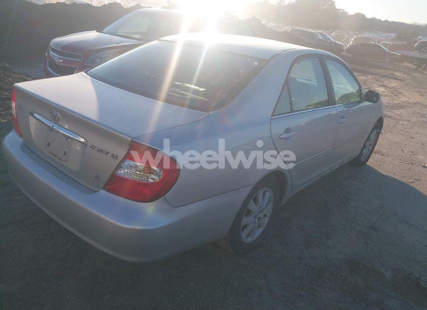 Photo 4 of 2004 Toyota Camry XLE V6 (VIN 4T1BF30K74U586054)
