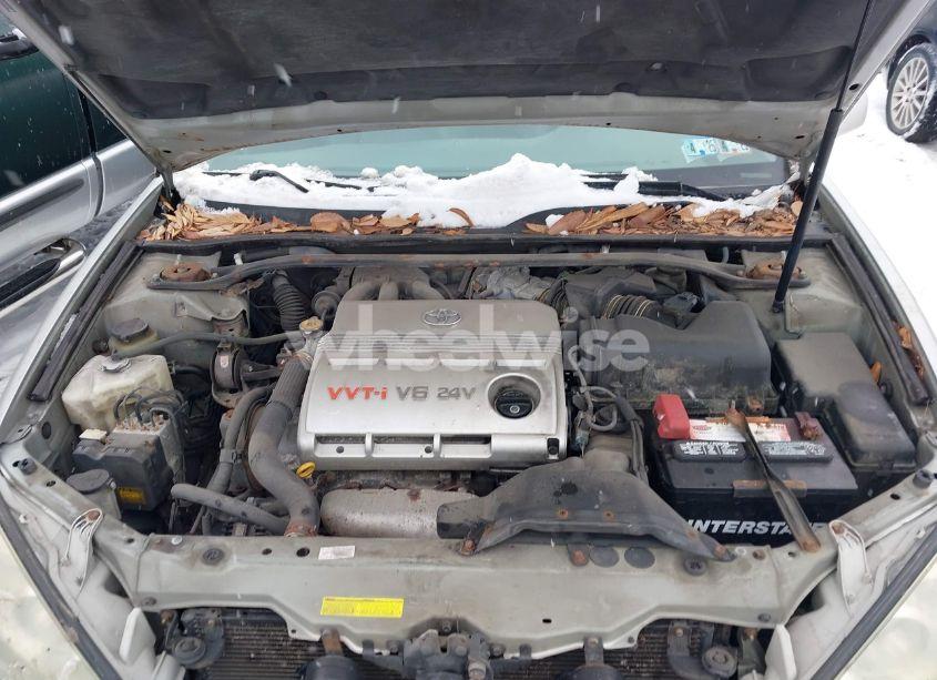 Photo 10 of 2005 Toyota Camry XLE V6 (VIN 4T1BF30K75U084503)