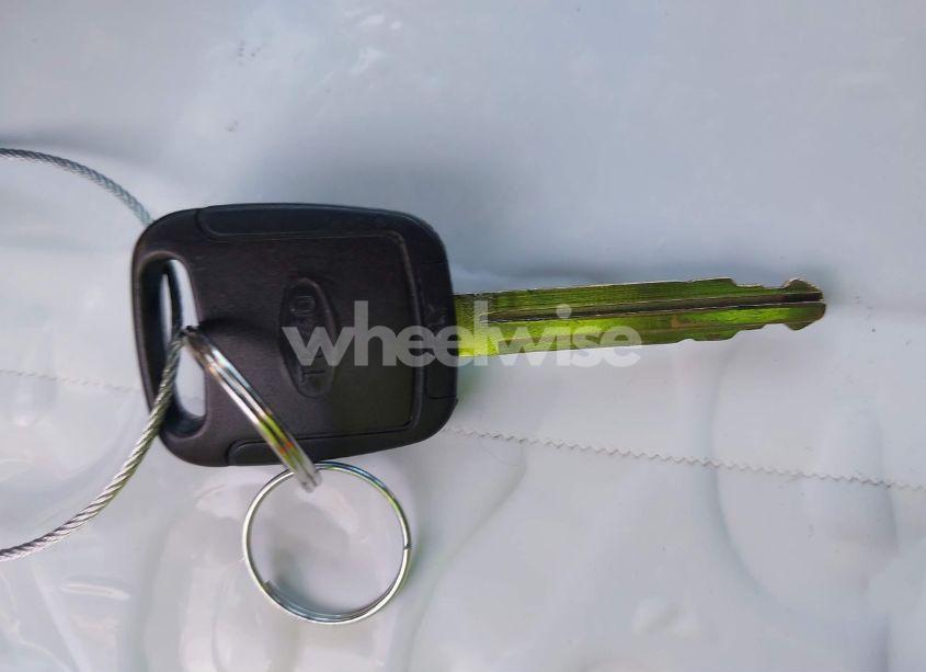 Photo 11 of 2005 Toyota Camry XLE V6 (VIN 4T1BF30K75U606532)
