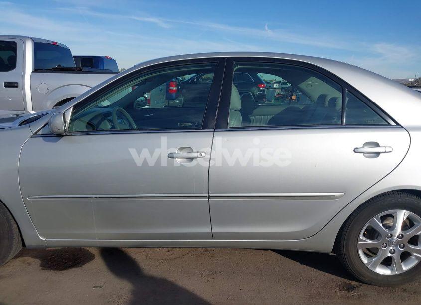 Photo 14 of 2005 Toyota Camry XLE V6 (VIN 4T1BF30K75U606532)