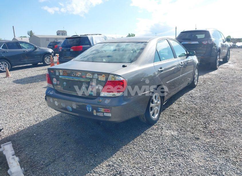 Photo 4 of 2006 Toyota Camry LE V6/XLE V6 (VIN 4T1BF30K76U627950)