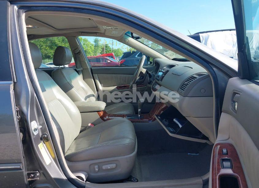 Photo 5 of 2006 Toyota Camry LE V6/XLE V6 (VIN 4T1BF30K76U627950)