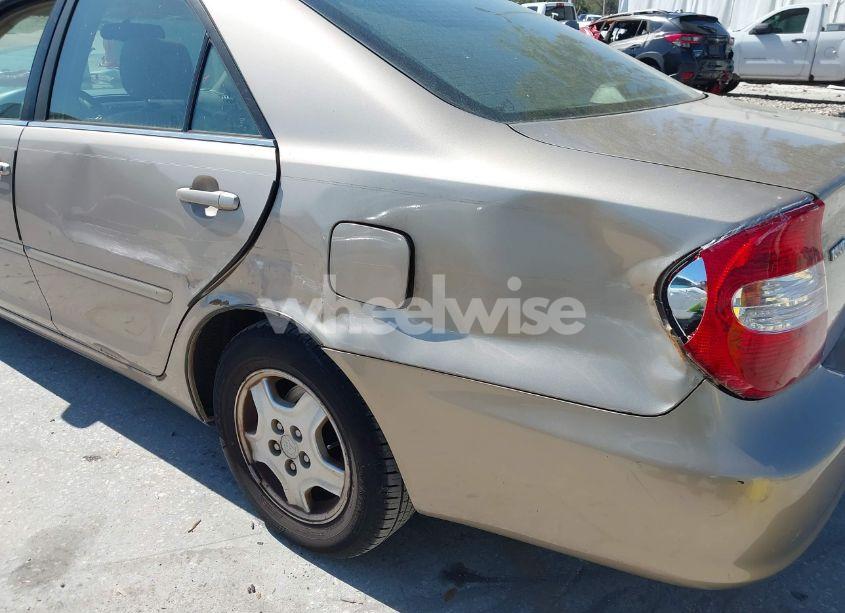 Photo 6 of 2002 Toyota Camry LE V6 (VIN 4T1BF30K82U018974)