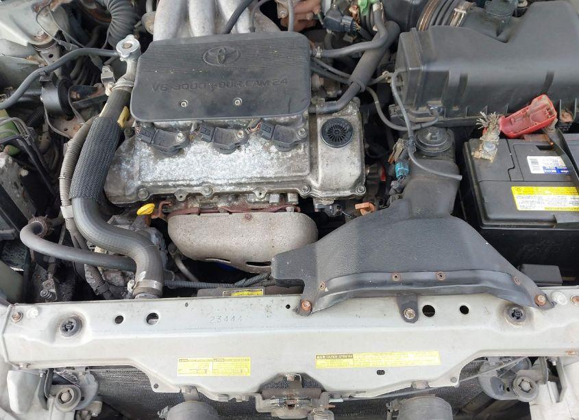 Photo 10 of 2002 Toyota Camry LE V6 (VIN 4T1BF30K82U023463)