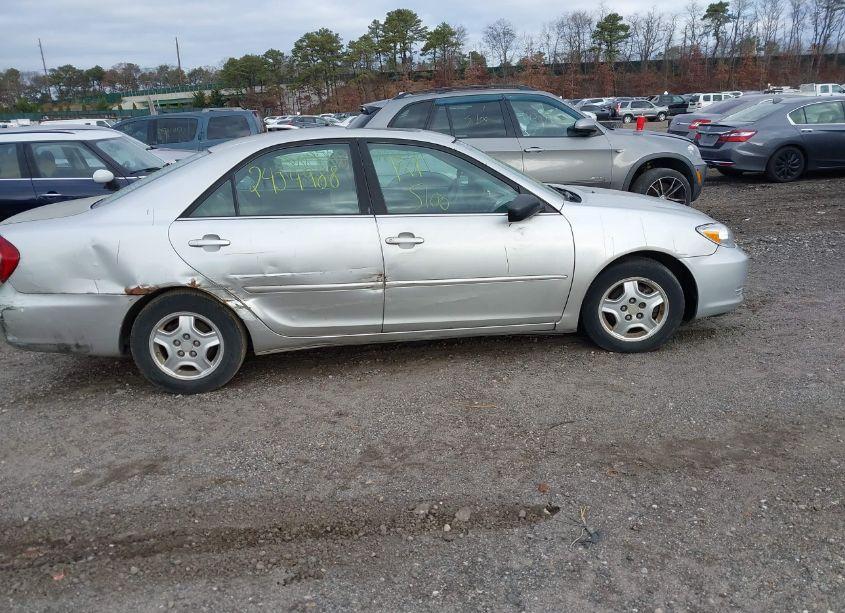 Photo 6 of 2002 Toyota Camry LE V6 (VIN 4T1BF30K82U023463)