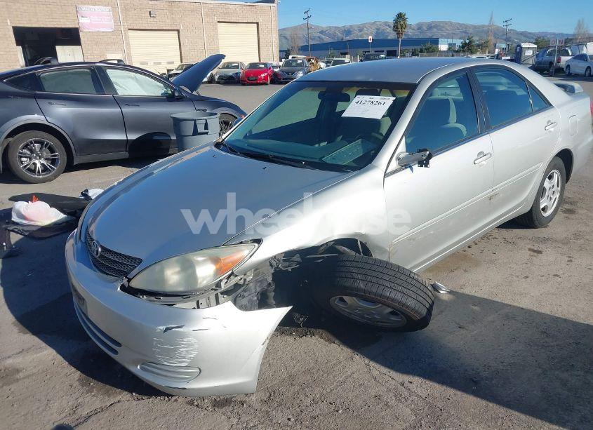 Photo 6 of 2002 Toyota Camry LE V6 (VIN 4T1BF30K82U506516)