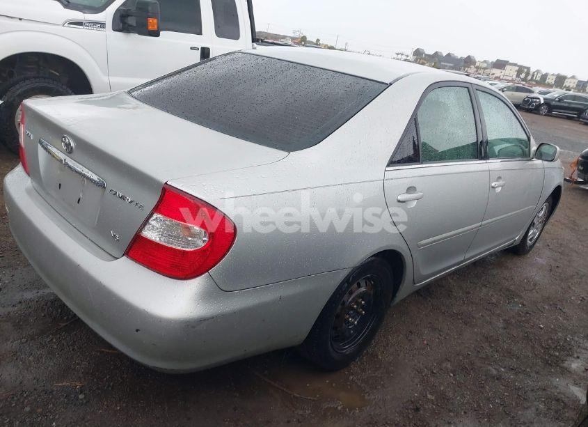 Photo 4 of 2002 Toyota Camry LE V6 (VIN 4T1BF30K82U523803)