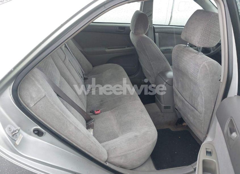 Photo 8 of 2002 Toyota Camry LE V6 (VIN 4T1BF30K82U523803)