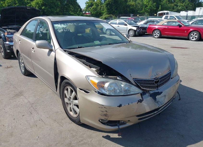 2003 Toyota Camry XLE V6 (VIN 4T1BF30K83U036439) main photo