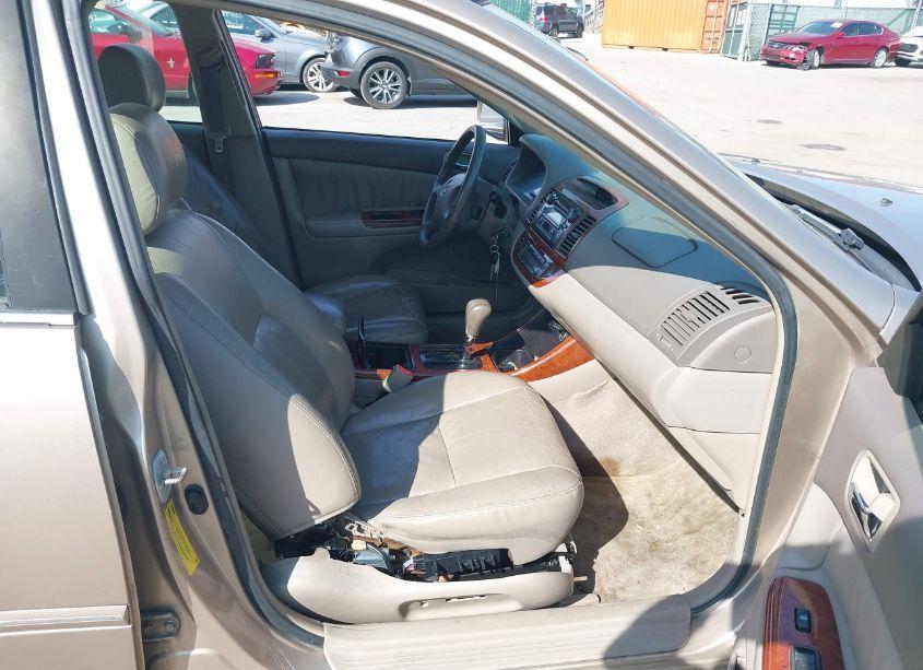 Photo 5 of 2003 Toyota Camry XLE V6 (VIN 4T1BF30K83U036439)