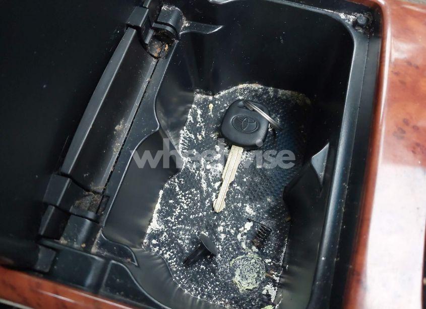 Photo 11 of 2003 Toyota Camry XLE V6 (VIN 4T1BF30K83U049174)