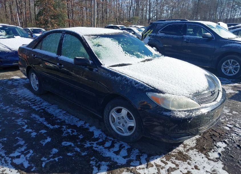 2003 Toyota Camry LE V6 (VIN 4T1BF30K83U051779) main photo