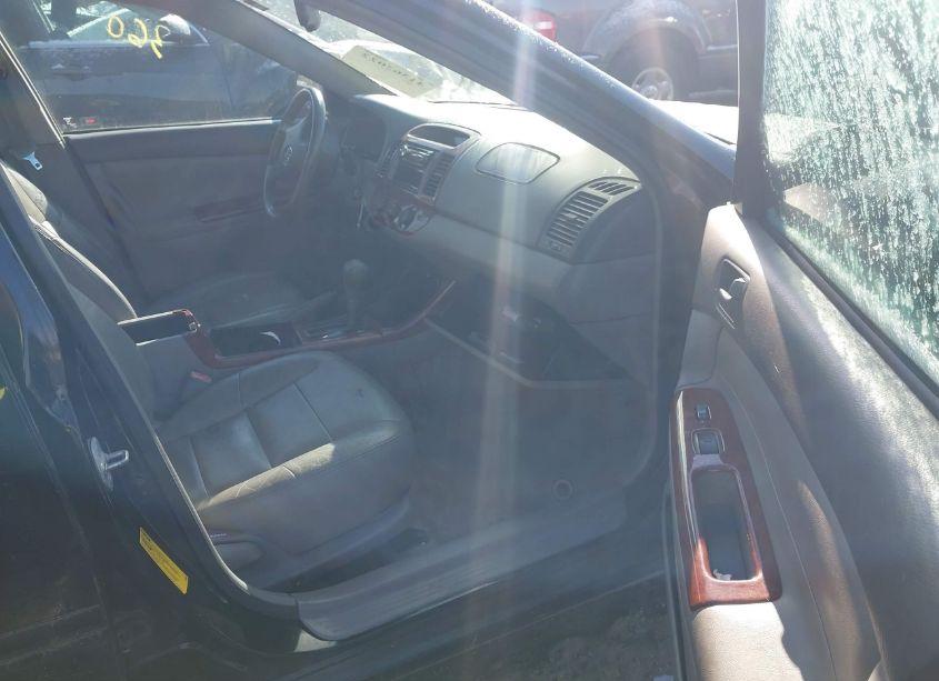 Photo 5 of 2003 Toyota Camry LE V6 (VIN 4T1BF30K83U051779)