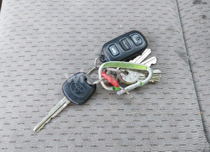 Photo 11 of 2003 Toyota Camry LE V6 (VIN 4T1BF30K83U549075)