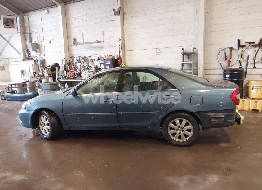 Photo 14 of 2004 Toyota Camry XLE V6 (VIN 4T1BF30K84U571059)