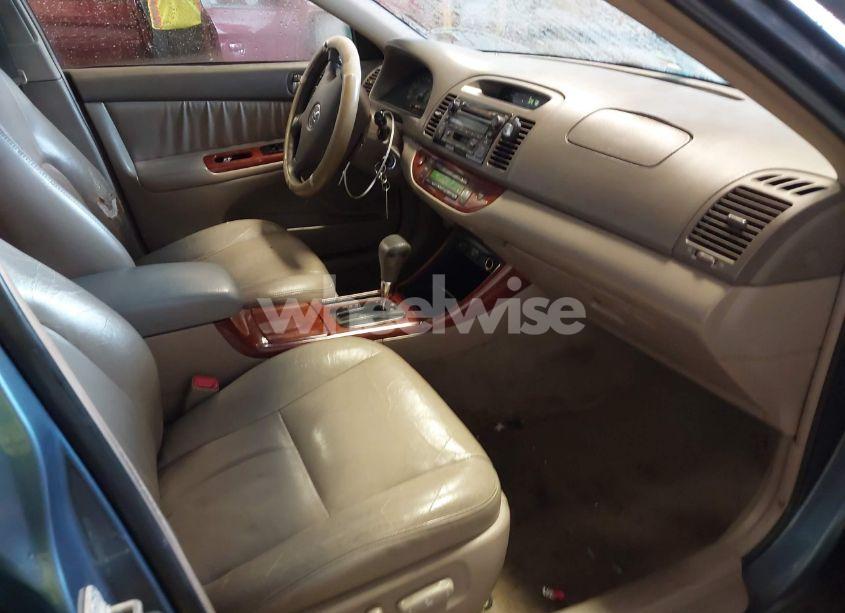 Photo 5 of 2004 Toyota Camry XLE V6 (VIN 4T1BF30K84U571059)