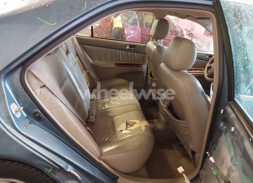 Photo 8 of 2004 Toyota Camry XLE V6 (VIN 4T1BF30K84U571059)